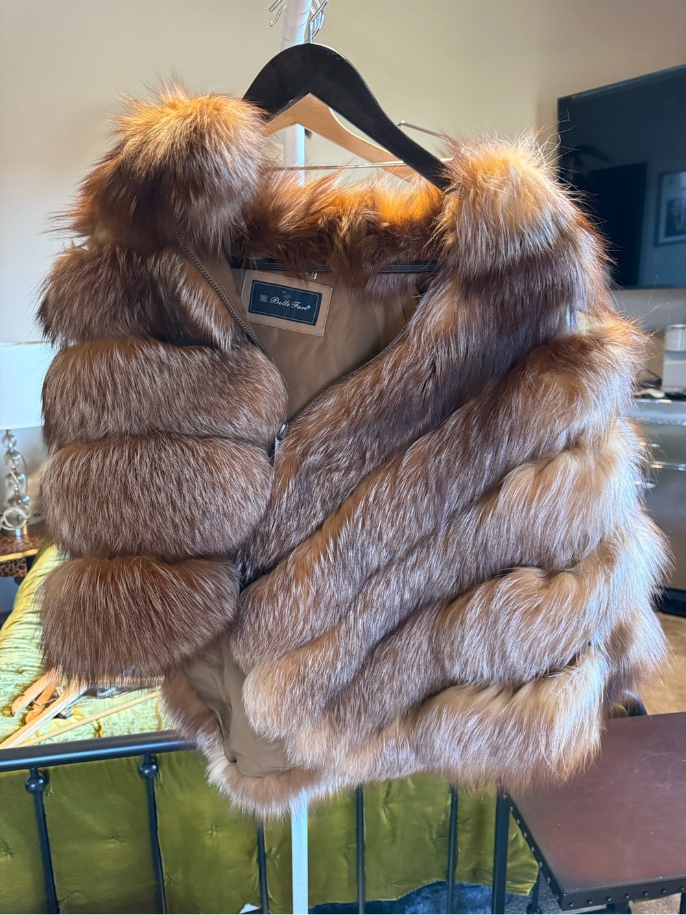 Red Fox real fur coat and leather poncho - Picture 2 of 5